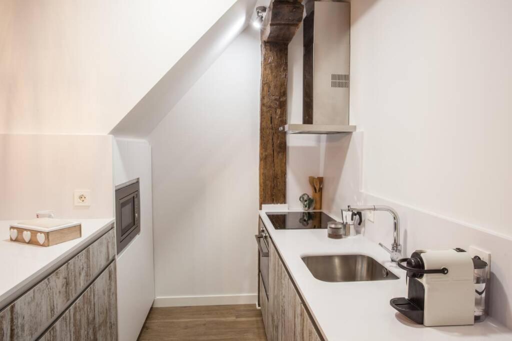 毕尔巴鄂Bonito Apartamento, Nuevo Y En El Casco Viejo!!!公寓 外观 照片